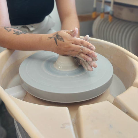 Private pottery classes for beginners in Montreal.