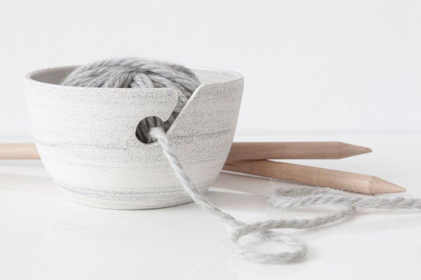 Ceramic yarn bowl - Speckles collection - Parceline